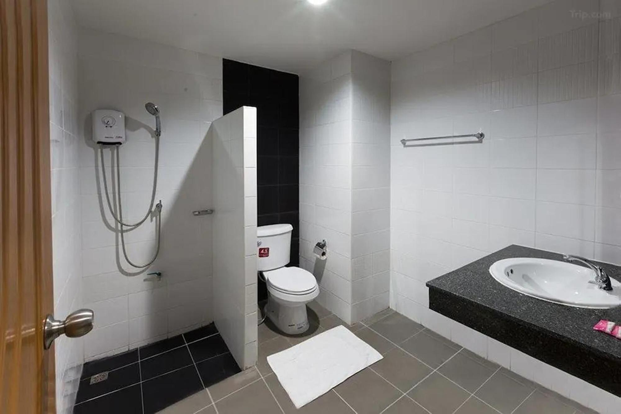 Jj Residence Phuket Town Dış mekan fotoğraf